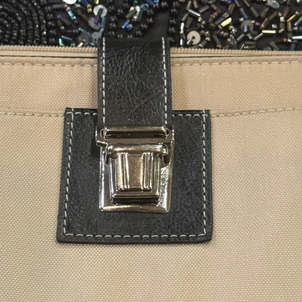 LOFT Cream and Black Travel wristlet Wallet
